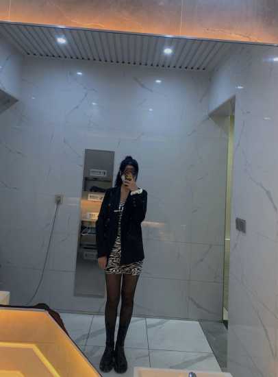 青岛崂山小姐姐